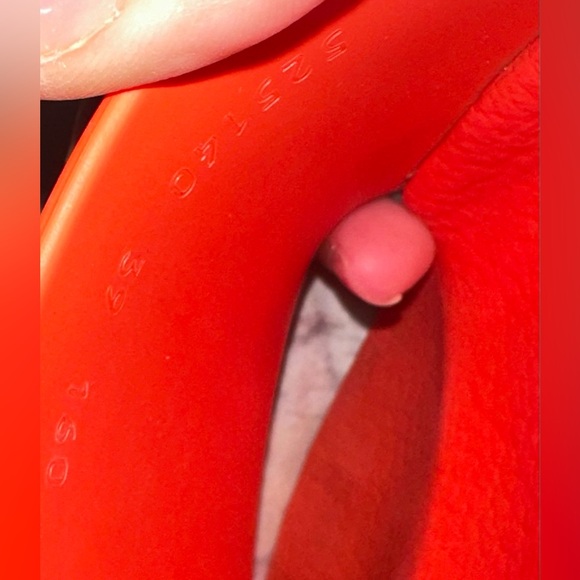 Authentic- Normal Used Women Gucci Slides - Picture 5 of 6